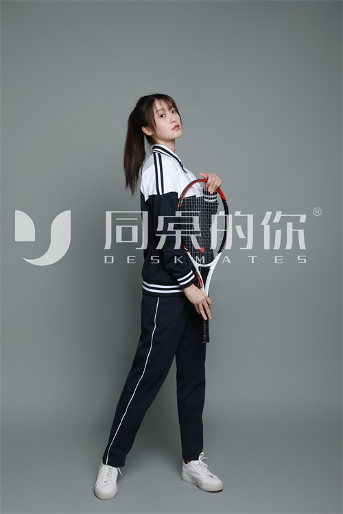 小學(xué)生校服圖片