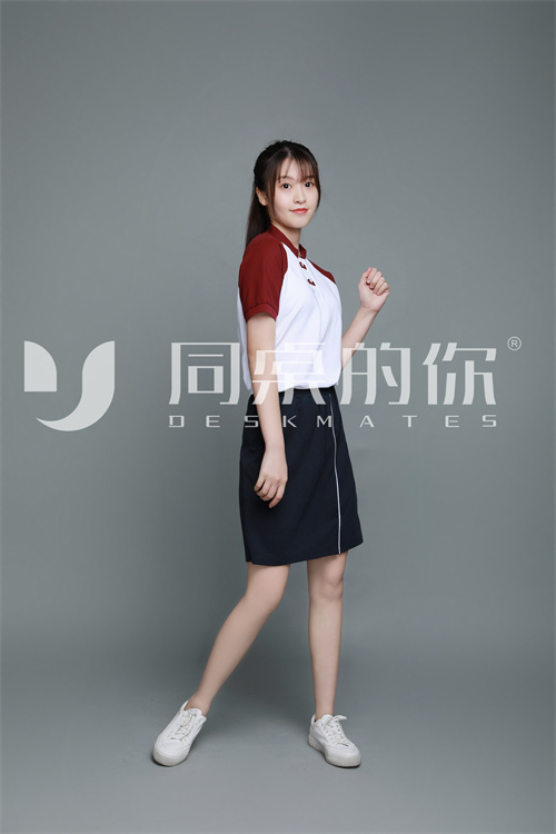 小學(xué)校服