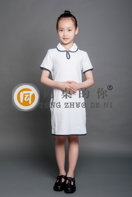 小學(xué)校服文化