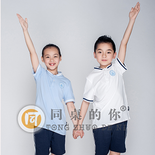 小學(xué)生校服設(shè)計(jì)選擇淺色系的原因