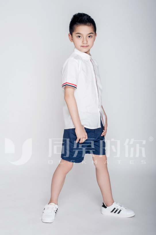 中小學(xué)生定制校服如何分類