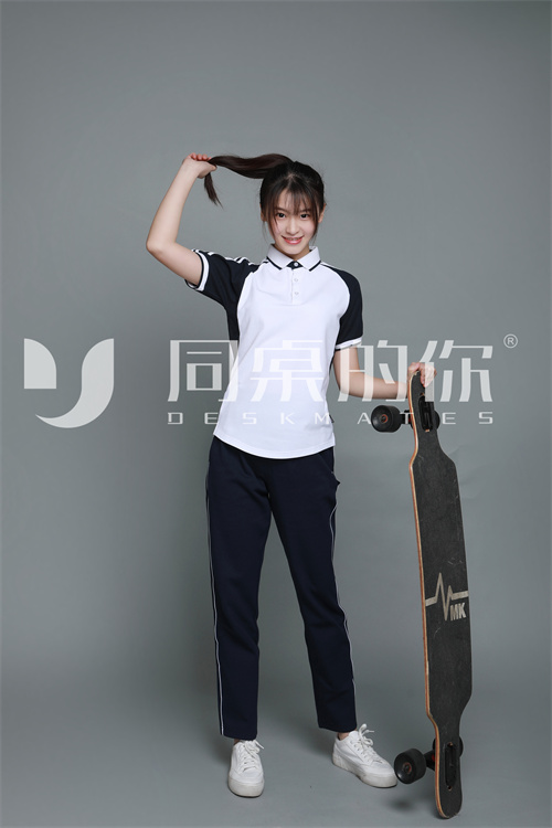 選購深圳中學校服時，如何去分辨校服真?zhèn)文兀? title=