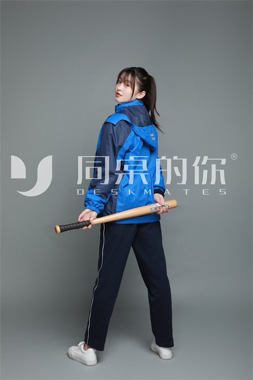 學(xué)校校服為什么很多都要定制樣衣呢？